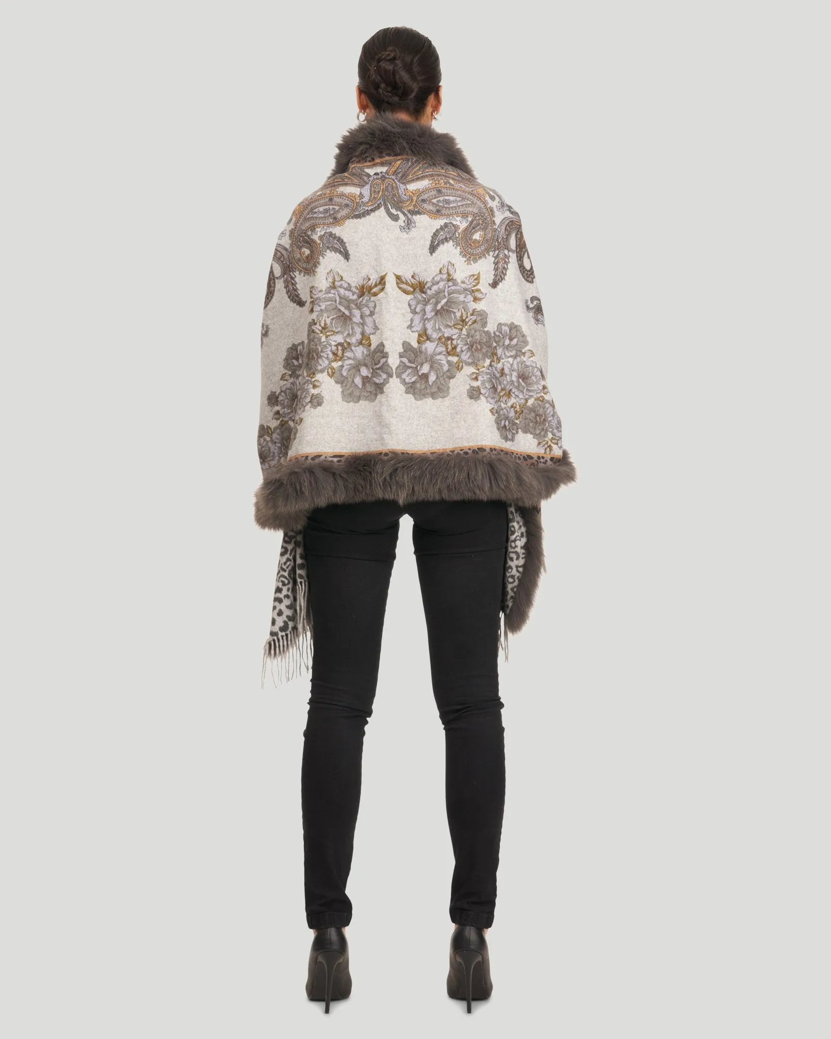 Double Faced Cashmere Stole with Fox Trim