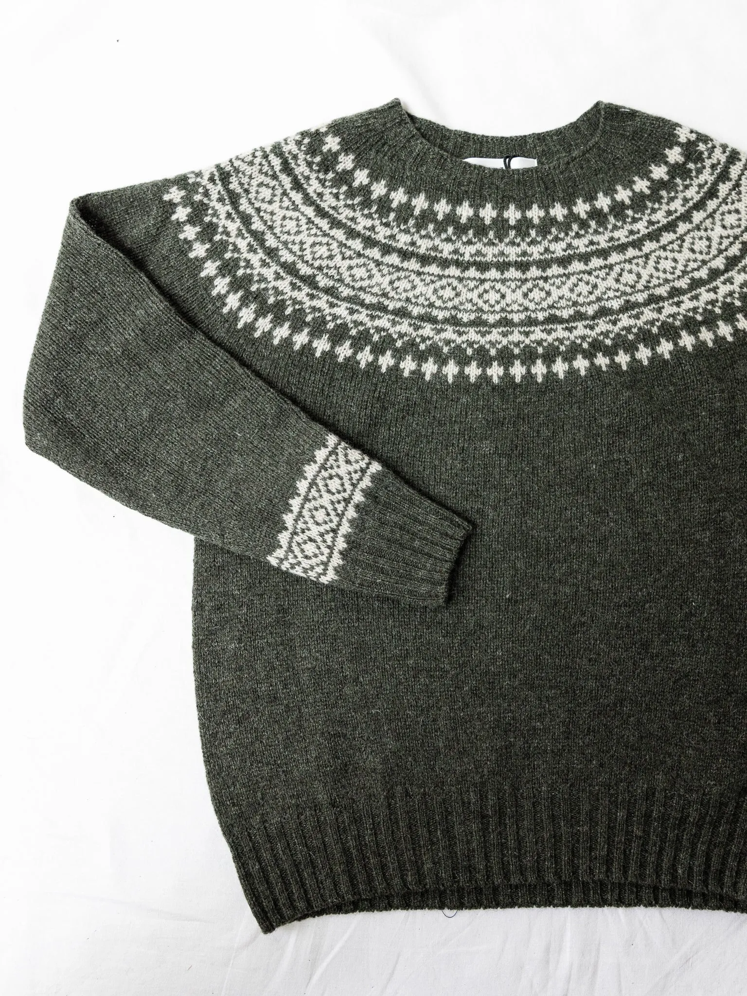 Harley of Scotland ~ Shetland Two-Tone Fairisle Crew
