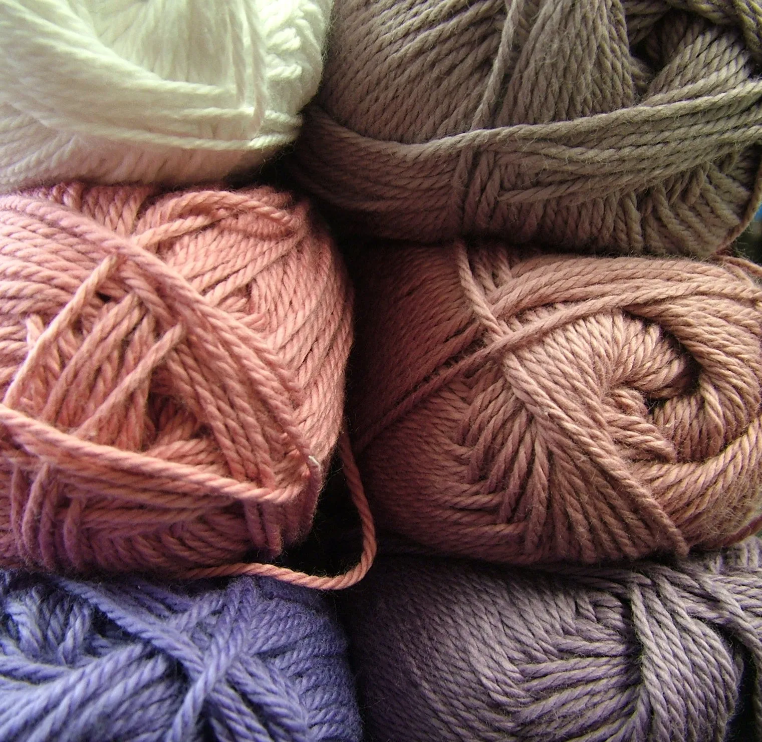 King Cole Cottonsoft DK Pattern 5125 - Sweaters