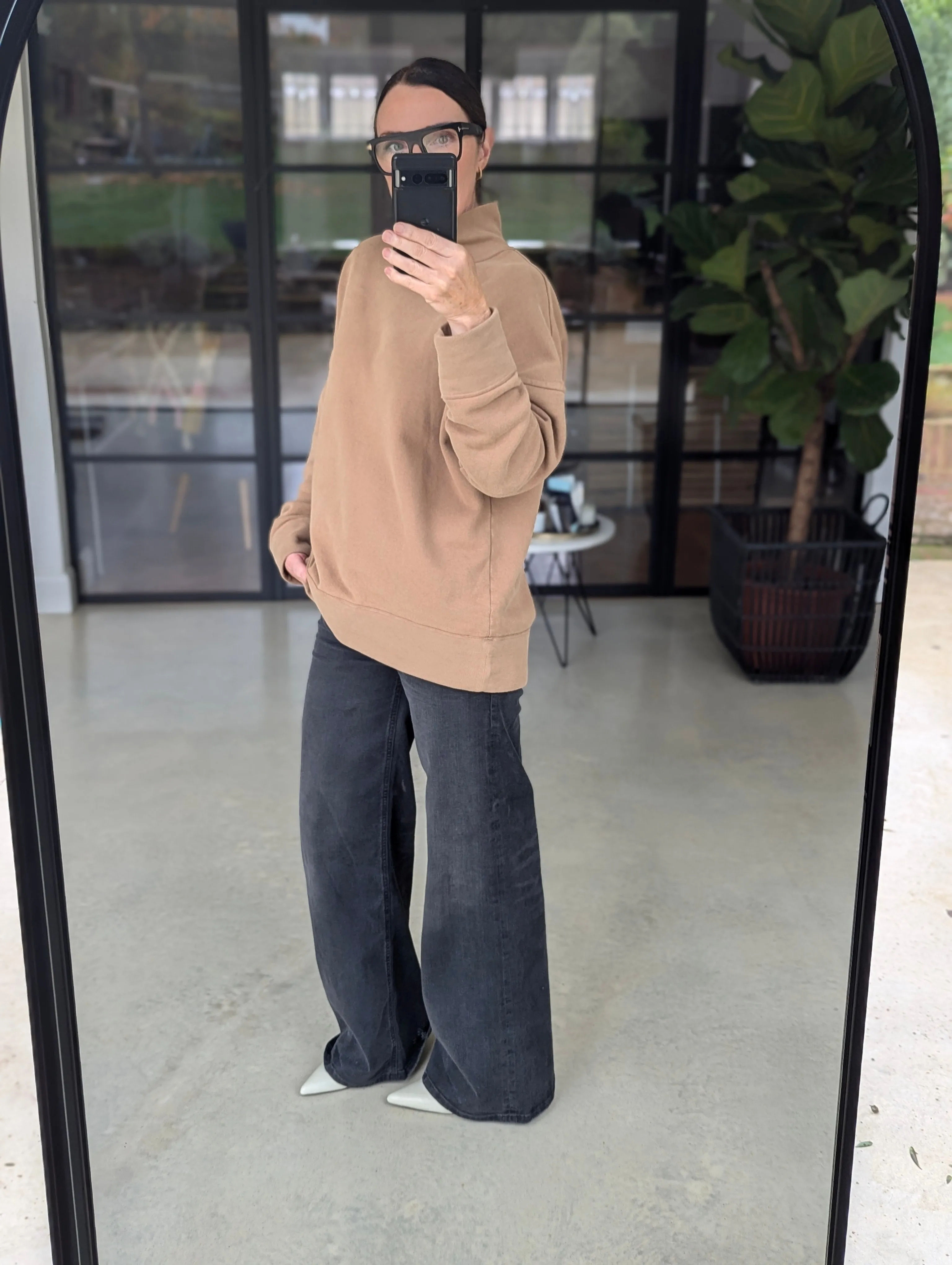Lolli Mid-Rise Baggy Stretch Jeans