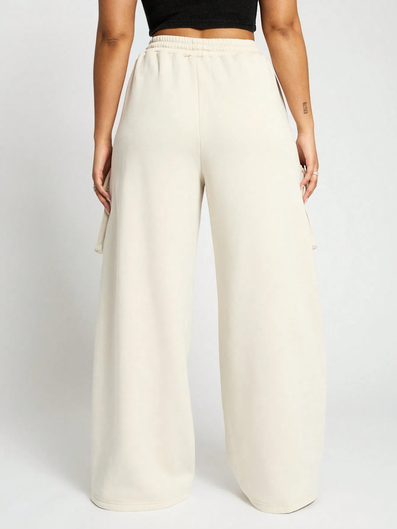SUMWON WOMEN Wide Leg Cargo Jogger
