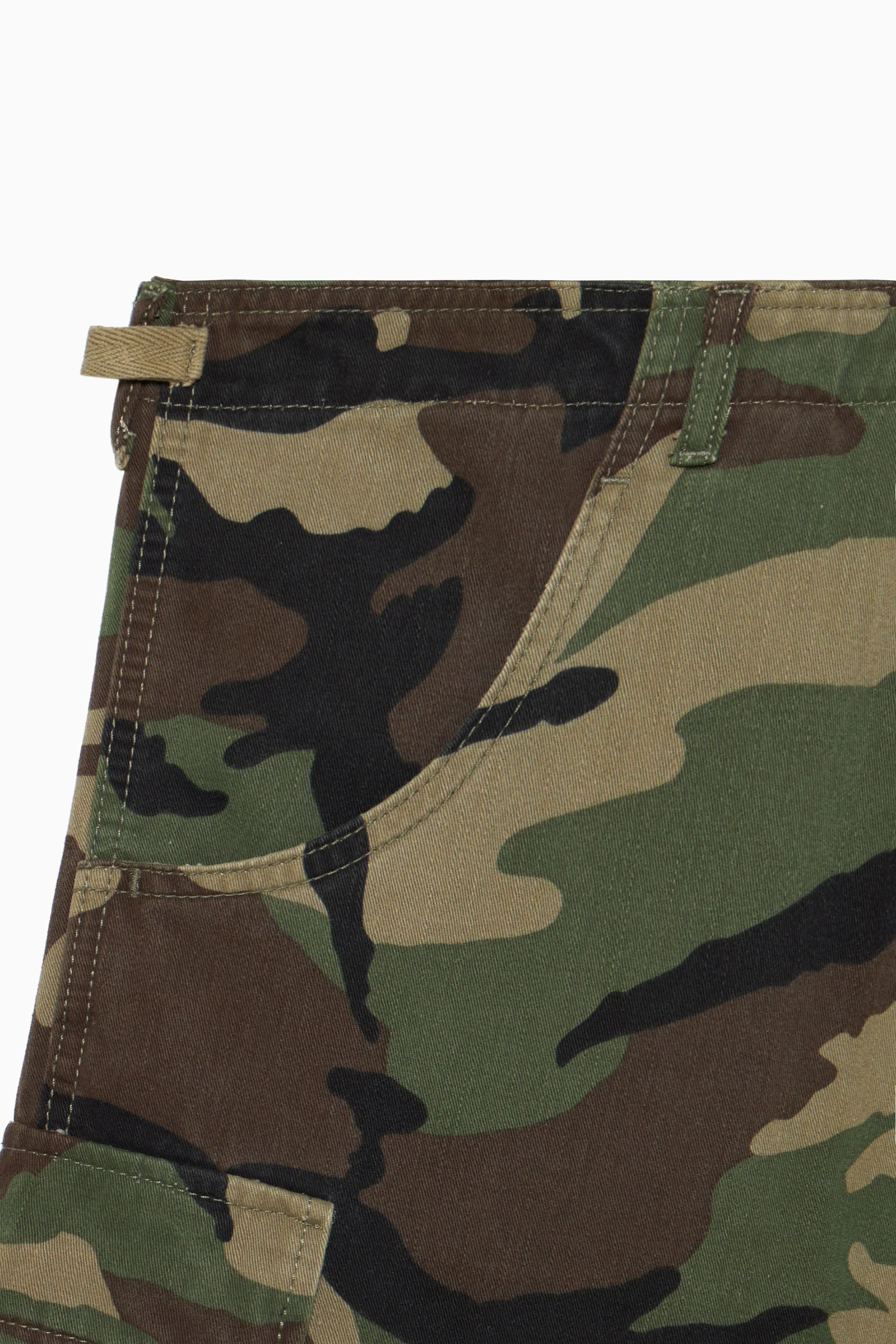 Woman's Camo Cargo Pants